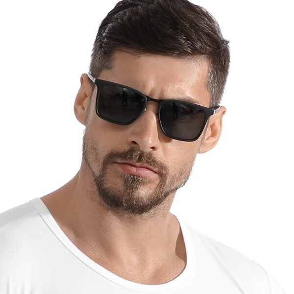 P26###TR90 UV400 MEN’S FASHION mental frame polarized sunglasses outdoor stylish 3